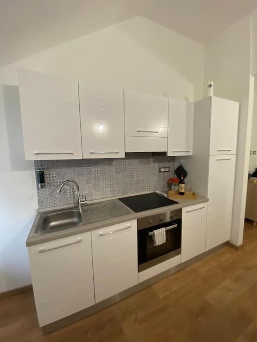 Home A&K Генуя Экстерьер фото